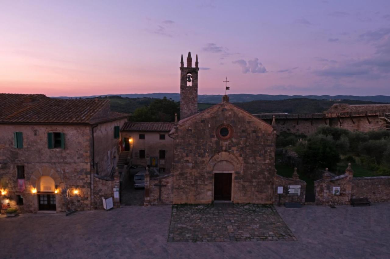 Rooms And Wine Al Castello Монтериджони Екстериор снимка