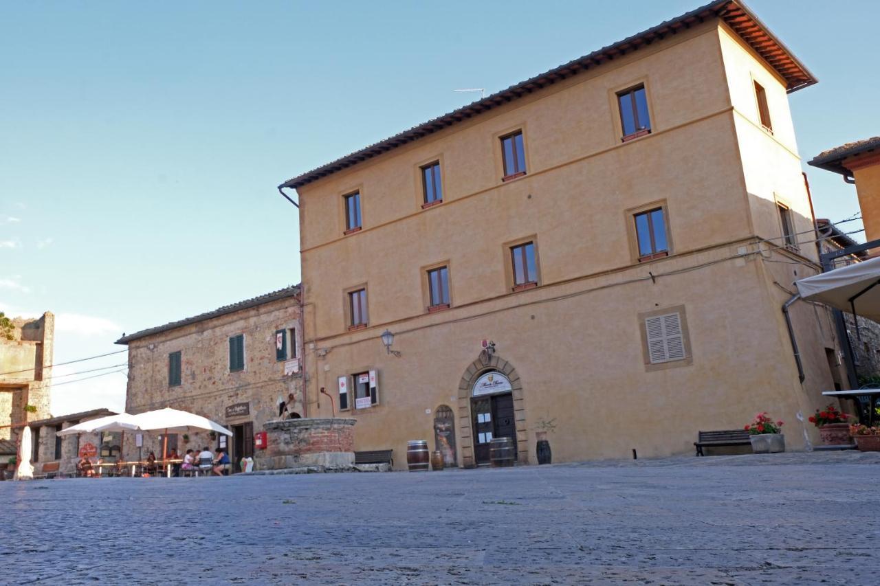 Rooms And Wine Al Castello Монтериджони Екстериор снимка