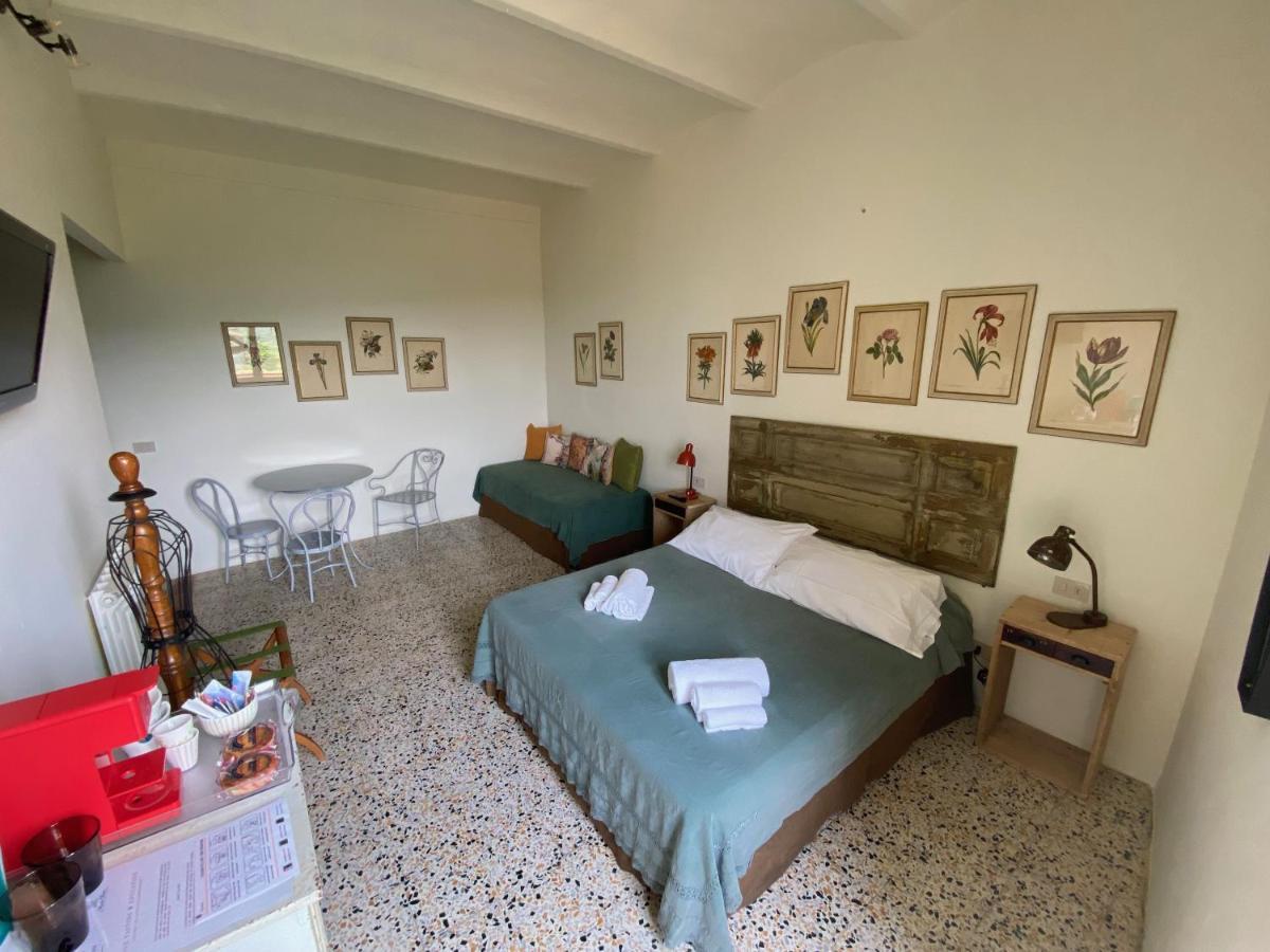 Rooms And Wine Al Castello Монтериджони Екстериор снимка