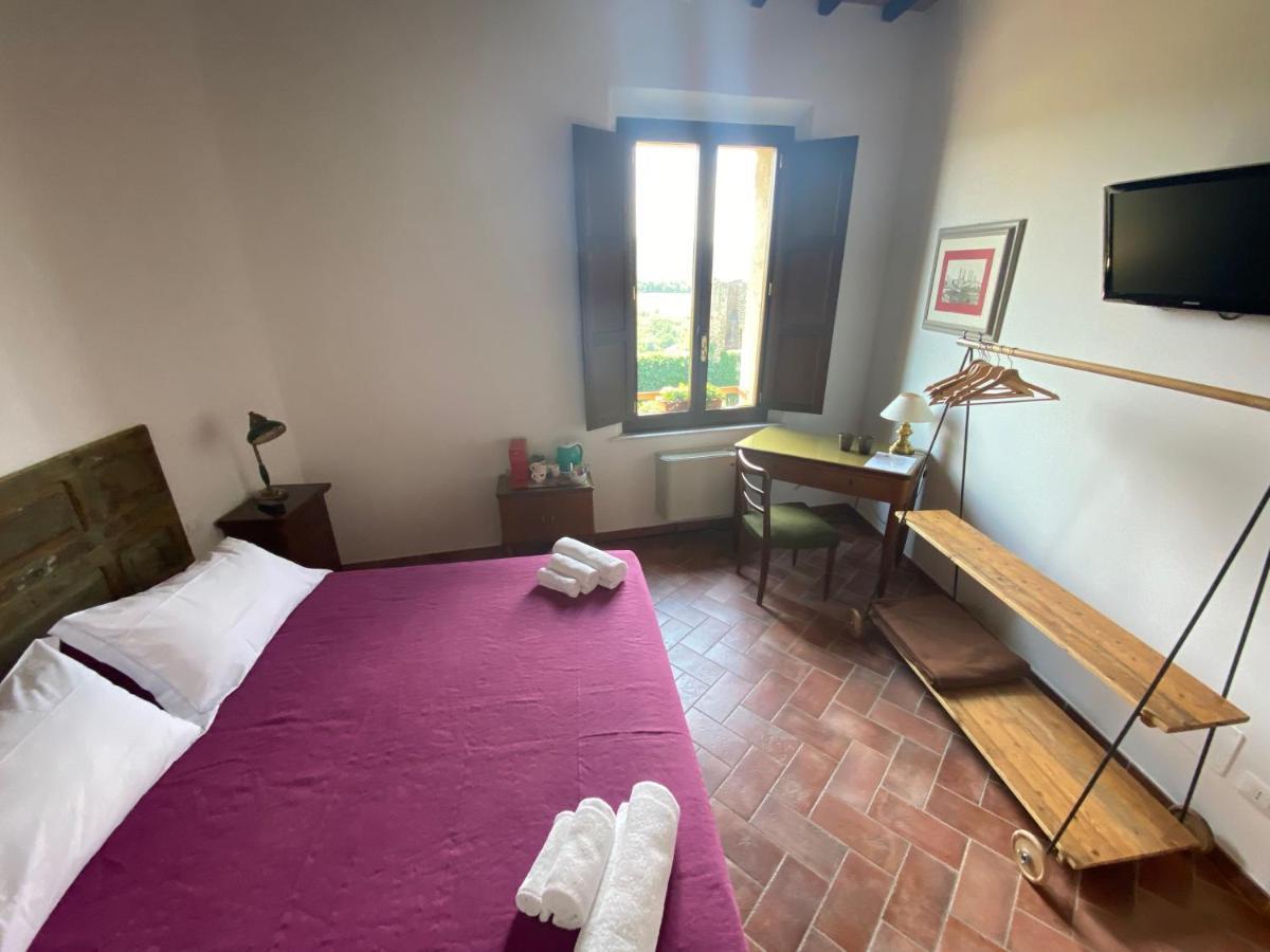 Rooms And Wine Al Castello Монтериджони Екстериор снимка