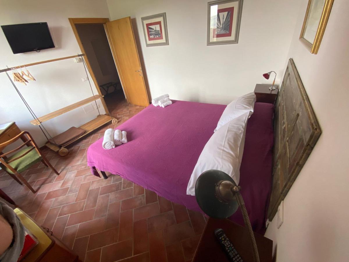 Rooms And Wine Al Castello Монтериджони Екстериор снимка