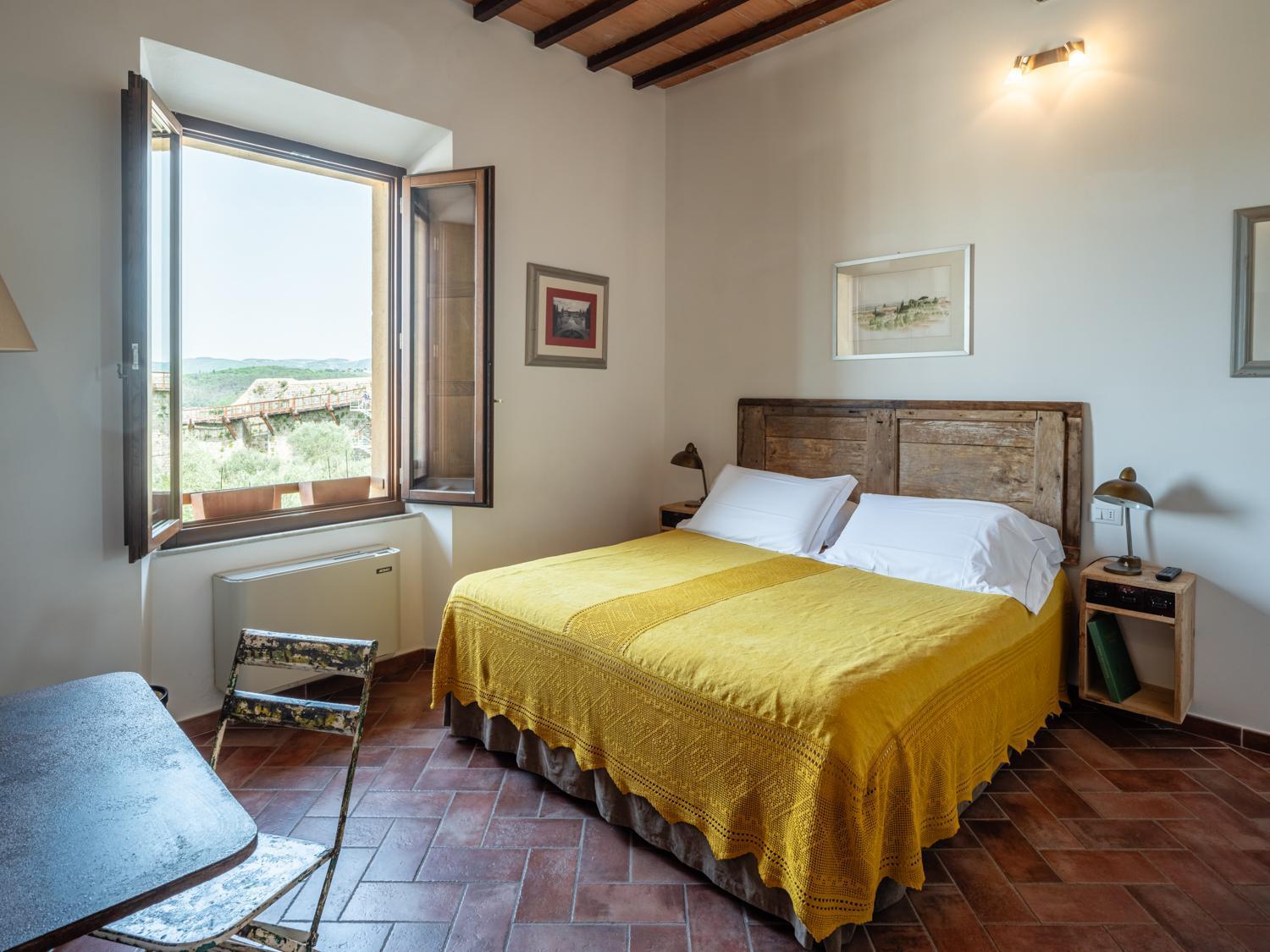 Rooms And Wine Al Castello Монтериджони Екстериор снимка